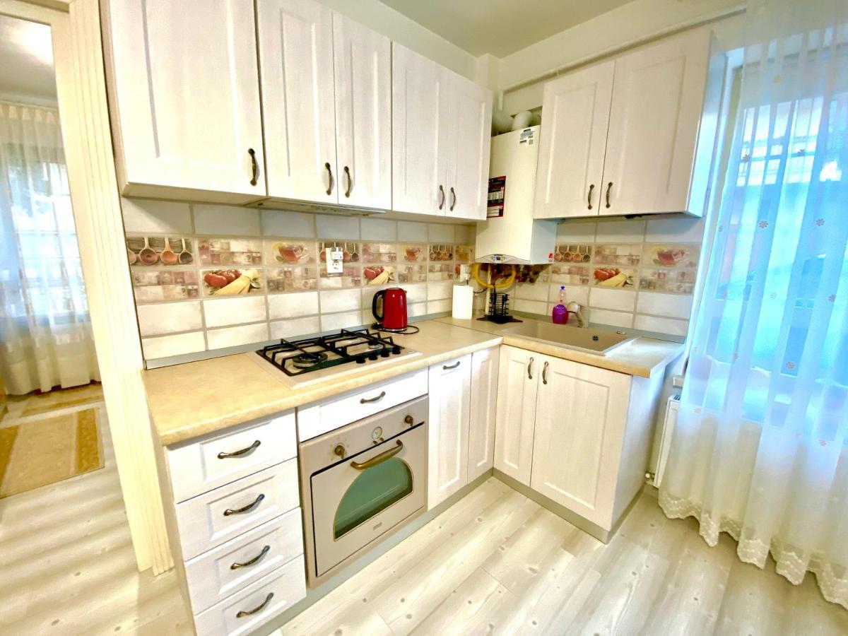 Apartamento Apartament Sara Iasi Exterior foto